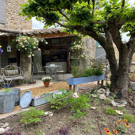 Mas Lou Parpaioun Bed & Breakfast Crestet Luaran gambar