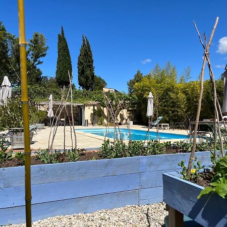 Mas Lou Parpaioun Bed & Breakfast Crestet Luaran gambar