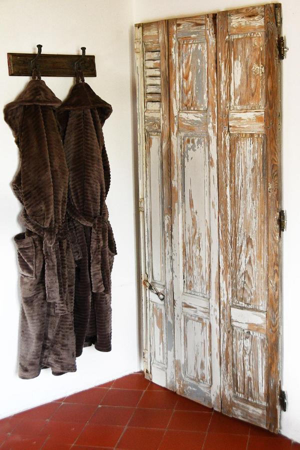 Mas Lou Parpaioun Bed & Breakfast Crestet Luaran gambar