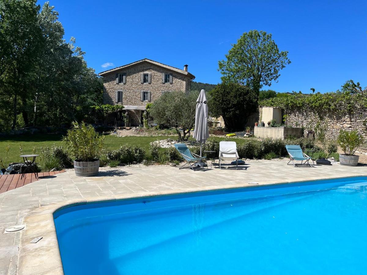 Mas Lou Parpaioun Bed & Breakfast Crestet Luaran gambar